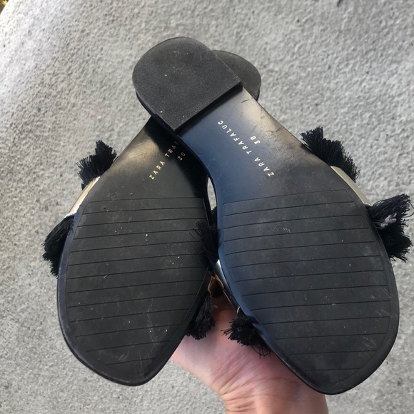 Zara Slides with Fringe - Picture 3 of 3